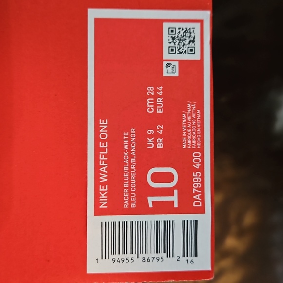 Nike Waffle One Shoes - Picture 5 of 5